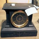 148 8243 TABLE CLOCK